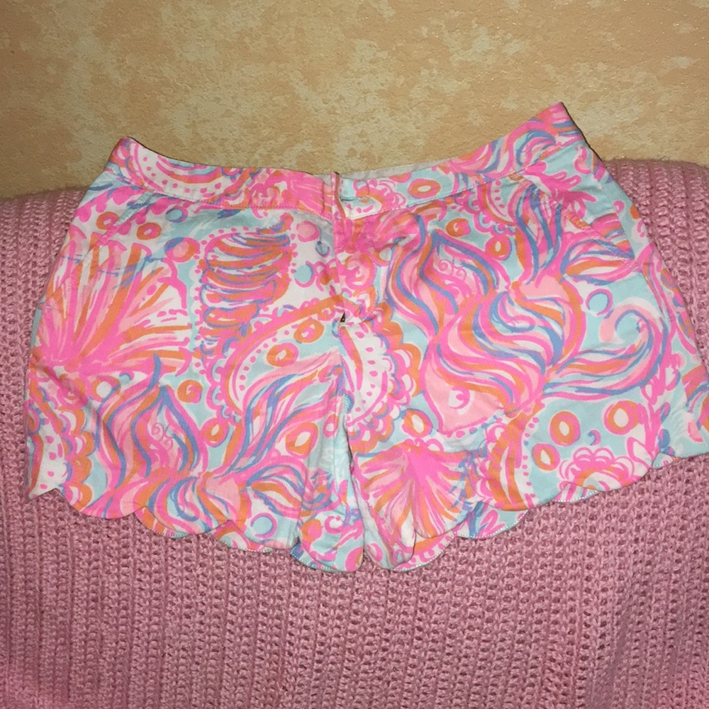 Lilly Pulitzer Buttercup shorts size 10 NWOT